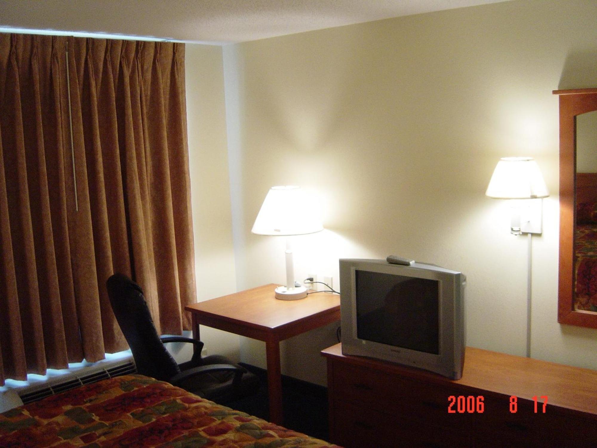Hometown Inn & Suites Schererville Buitenkant foto